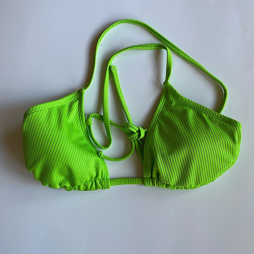 Wild Fable size medium lime green bikini top